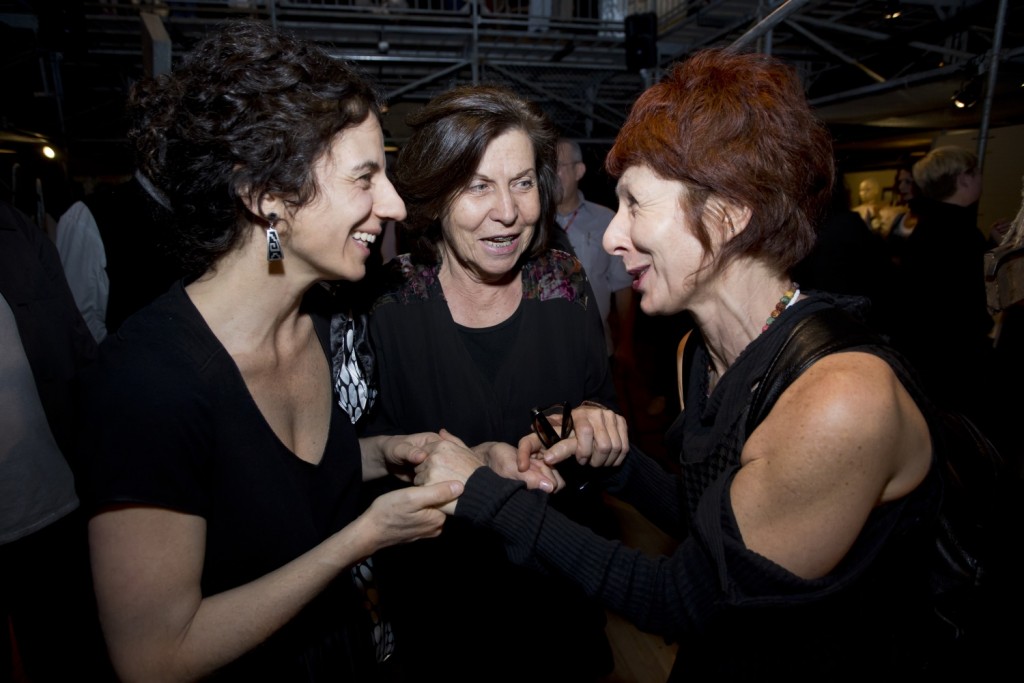 Carminha Góngora, Beatriz Sayad e Claudia Schapira - Foto: Alexandre Nunis/Divulgação