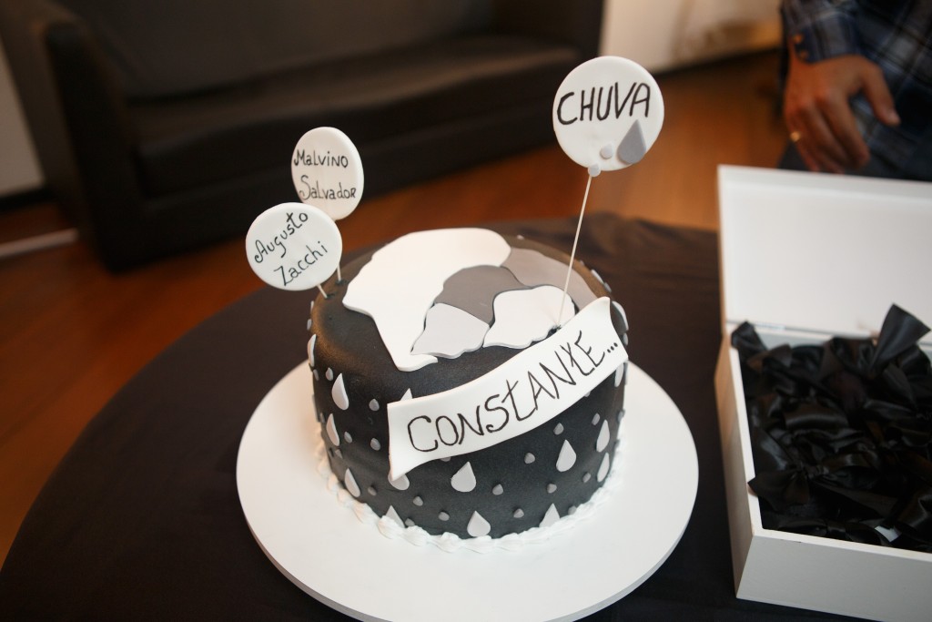Detalhe do bolo que Malvino ganhou - Foto: Vitor Zorzal/Divulgação