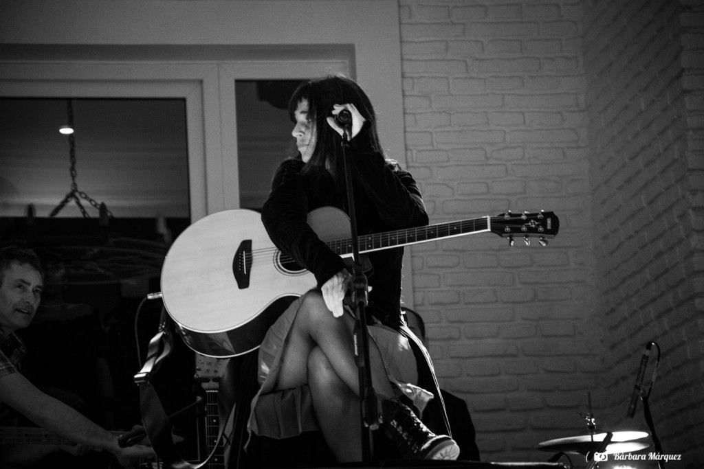 Fabi Cantilo no palco: ela é la chica do rock argentino - Foto: Divulgação