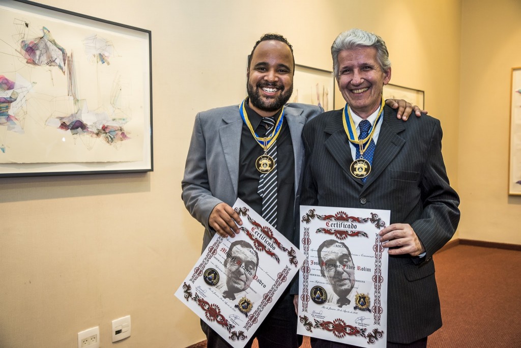 Miguel Arcanjo Prado e José Henrique Fabre Rolim, respectivamente vice-presidente e presidente da APCA - Foto: Chello Fotógrafo