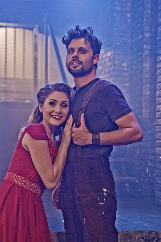Bruna Guerin e Caio Salay: casal protagonista de Urinal tem química - Foto: Ronaldo Gutierrez