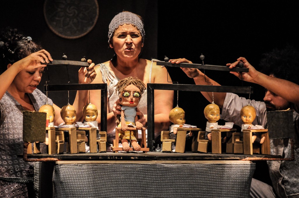 Cia de Teatro Nu no Escuro apresenta o espetáculo Plural - Foto: Layza Vasconcelos