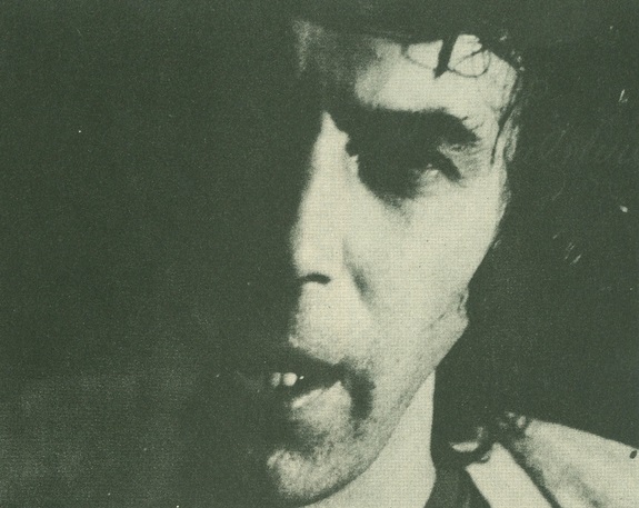 Antunes Filho em foto do programa da peça Bonitinha, mas Ordinária, de Nelson Rodrigues, em 1974, no Teatro Paiol - Foto: Divulgação