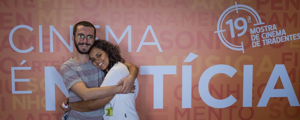 Helton Andrade e Ariane Lemos, da equipe de comunicação da Mostra de Cinema de Tiradentes - Foto: Universo Produção/Divulgação