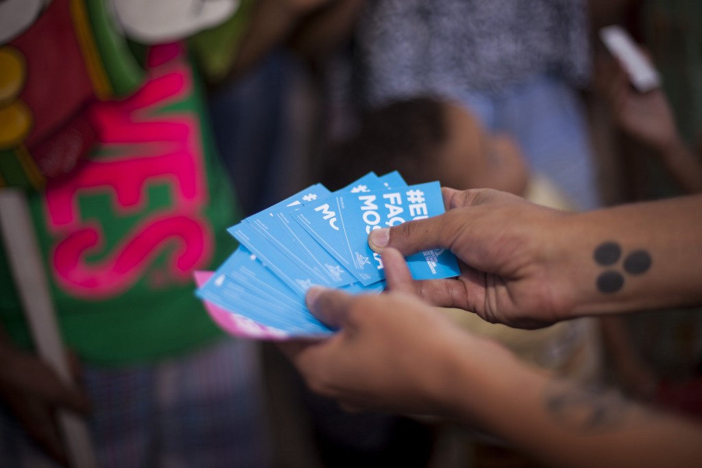 Coletivo #eufaçoamostra marcou presença no desfile - Foto: Leo Lemos/Universo Produção/Divulgação