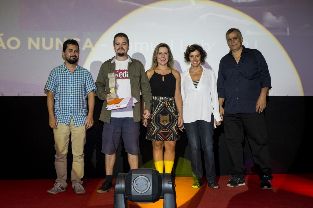 Samuel Lobo recebeu o prêmio do Júri da Crítica de melhor - Foto: Leo Lara/Universo Produção/Divulgação