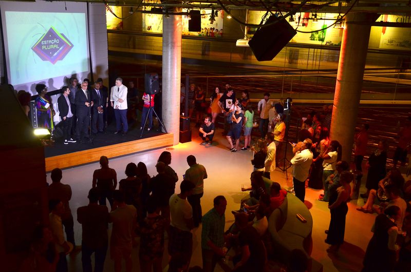Lançamento do Estação Plural reuniu a equipe do programa e convidados - Foto: Rovena Rosa/Agência Brasil