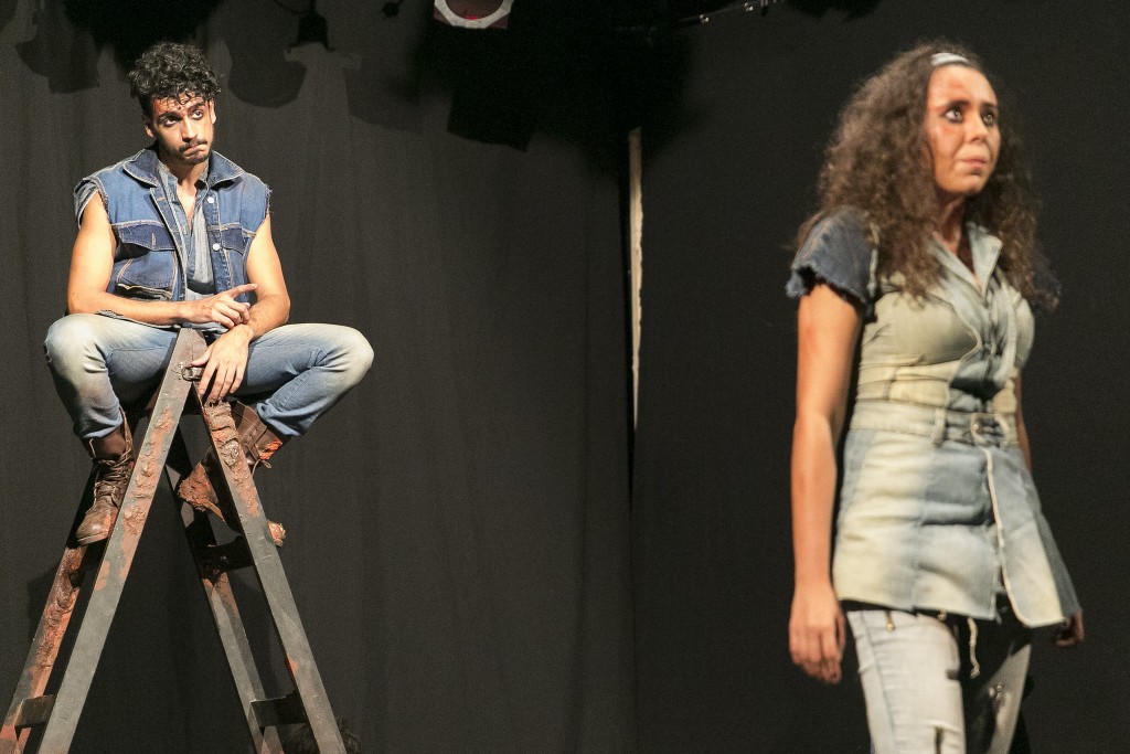 Cena da peça Joio, da Cia Cerne, no 25º Festival de Teatro de Curitiba - Fotos: Diego Pisante/Clix
