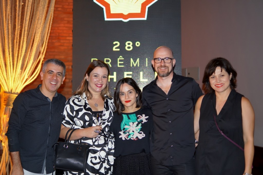 Frederico Paula, Vanessa Pinheiro Fontes, Silvia Gomez (indicada a melhor autora), Ricardo Grasson e amiga - Foto: Roberto Ikeda/Divulgação