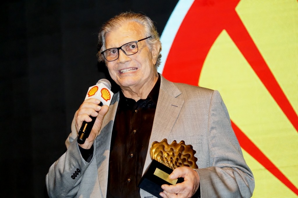 Tarcísio Meira discursou e lembrou que tenta fazer um teatro popular de qualidade na TV - Foto: Roberto Ikeda/Divulgação