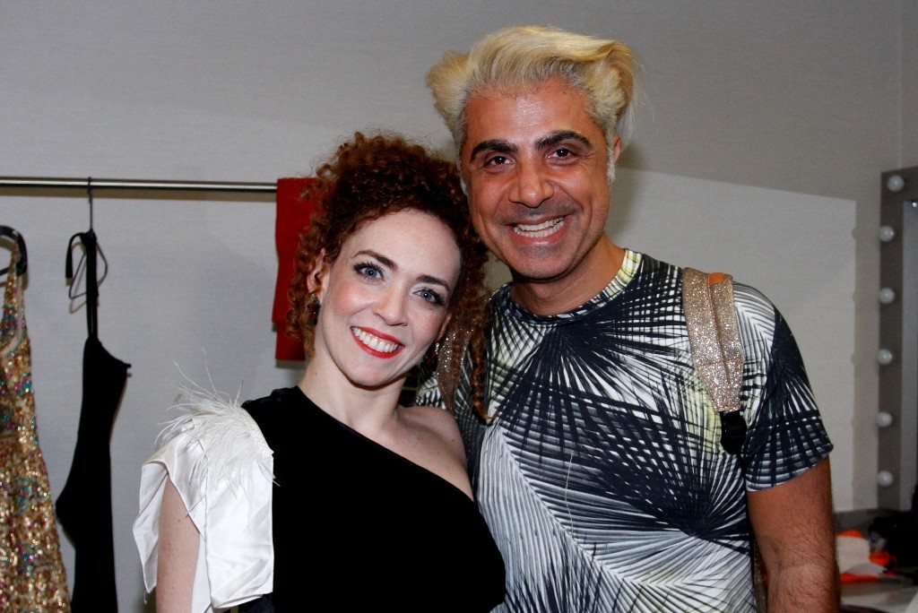 Laila Garin e o estilista Fause Haten, que criou as roupas do show - Foto: Paduardo/Phábrica de Imagens/Divulgação