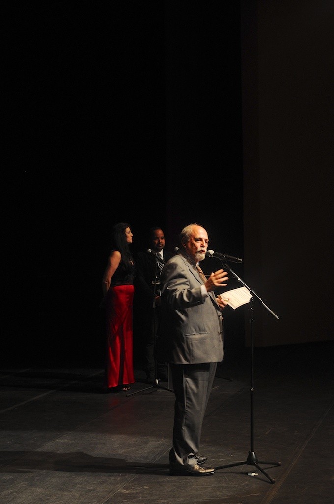 Marcos Mendonça, presidente da Fundação Padre Anchieta, discursa, agradecendo o Prêmio Especial da APCA - Foto: Bob Sousa