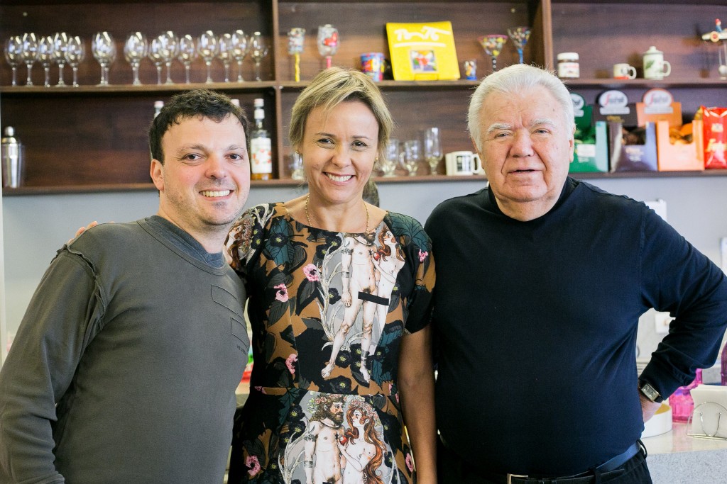 Leandro Knopfholz, Giulia Gam e Jaime Lerner: Festival de Curitiba reúne os maiores nomes do teatro no Brasil - Foto: Annelize Tozetto/Clix