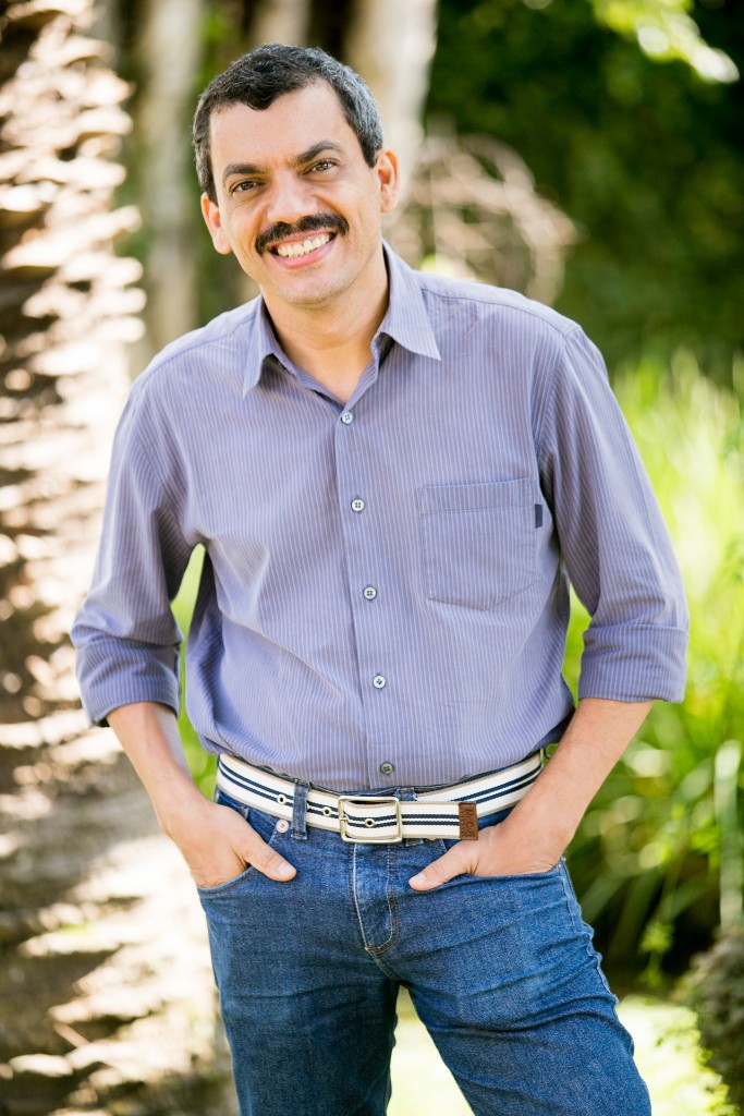 Alexandre Lino estreia como diretor com Volúpia da Cegueira - Foto: Annelize Tozetto/Clix