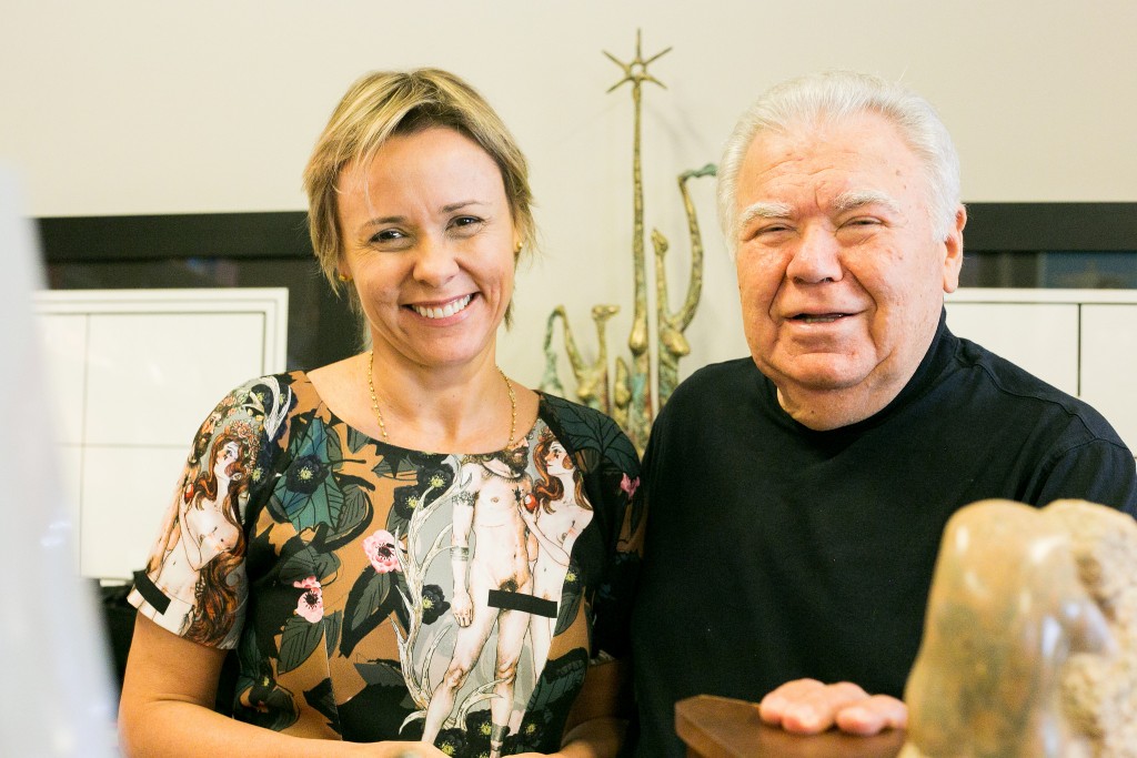 Jaime Lerner com a atriz Giulia Gam durante o 25º Festival de Teatro de Curitiba - Foto: Annelize Tozetto/Clix