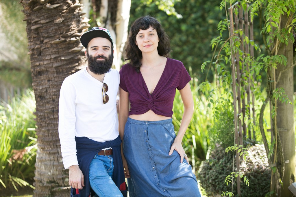 Caio Riscado e Luar Maria, diretores de Mó, no 25º Festival de Teatro de Curitiba - Foto: Annelize Tozetto/Clix