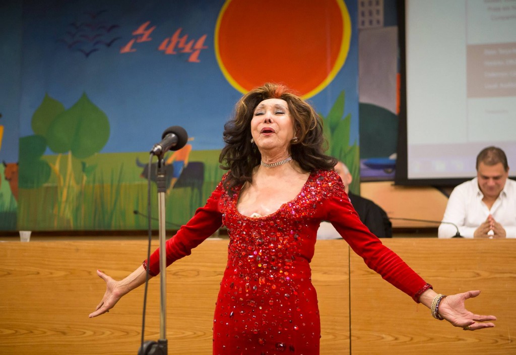 Phedra durante homenagem aos 25 anos do Satyros na Câmara de SP - Foto: Arquivo pessoal