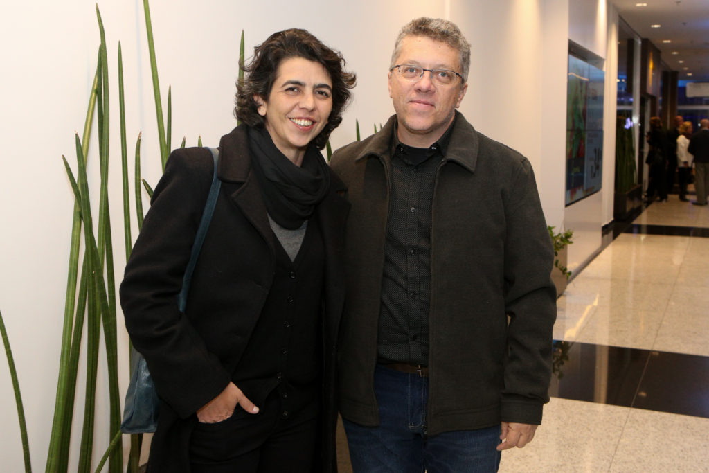 Ligia Jardim e Luiz Baltar (fotógrafos premiados) - Foto: Nilton Santana/Divulgação