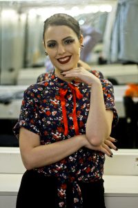 A atriz Fernanda Capo no camarim de Bullying, O Musical, de Allan Oliver - Foto: Bruno Poletti - Blog do Arcanjo