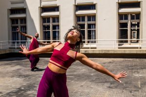 Cia Pé no Mundo de dança com Cláudia Nwabasili e Roges Doglas na SP Escola de Teatro - Foto: Edson Lopes Jr. - Blog do Arcanjo