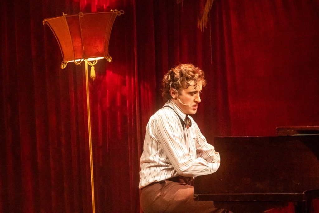 Marcel Octavio na estreia do musical Assassinato para Dois no Teatro das Artes - Foto: Edson Lopes Jr. - Blog do Arcanjo