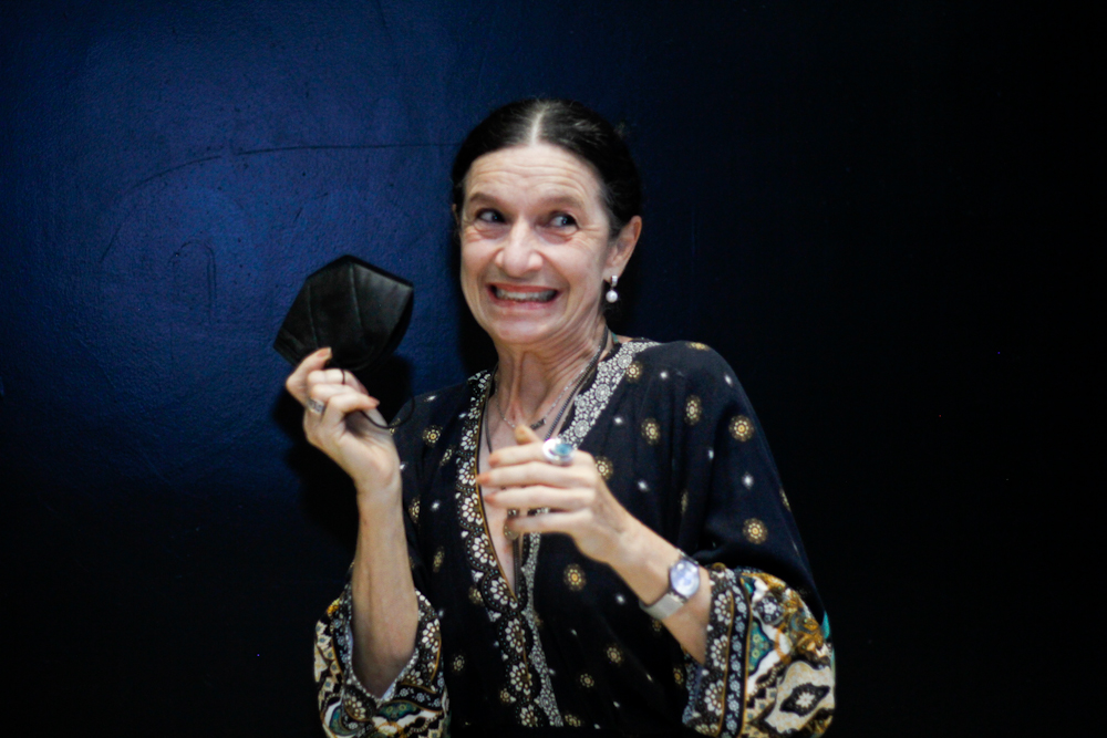 Tuna Dwek, atriz, na pré-estreia do filme Marighella, de Wagner Moura, no Espaço Itaú de Cinema do Shopping Bourbon - Foto: Bruno Poletti - Blog do Arcanjo - 29/10/2021