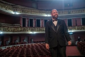 Miguel Arcanjo Prado, jurado de Dança, Teatro e Especial e presidente do júri do Pêmio Arcanjo de Cultura no Theatro Municipal de São Paulo - Foto Edson Lopes Jr. - Blog do Arcanjo