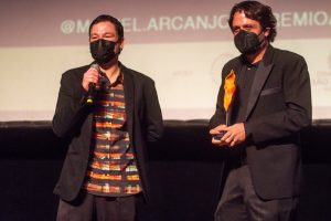 Felipe Gonzalez e Hernan Halak, da Difusa Fronteira e Mundo Giras, produtores vencedores em Especial do Prêmio Arcanjo de Cultura no Theatro Municipal de São Paulo por criarem pontes entre Brasil e o resto da América Latina - Foto: Edson Lopes Jr. - Blog do Arcanjo