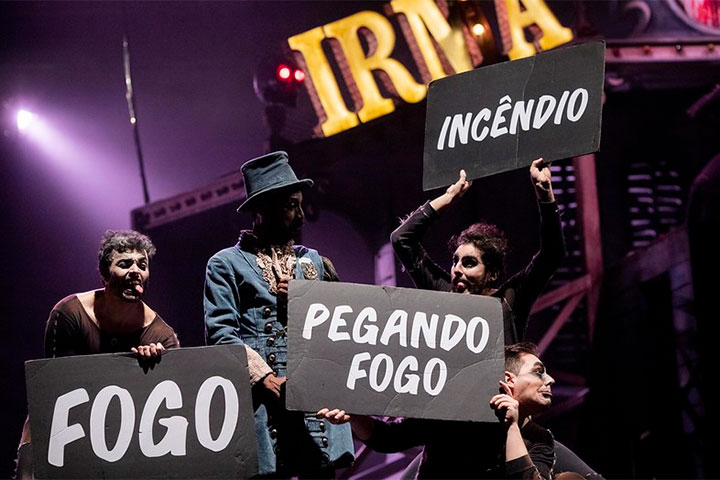 O Mistério de Irma Vap no 30º Festival de Curitiba – Foto: Annelize Tozetto – Blog do Arcanjo