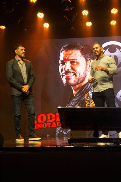 Os irmãos Nogueira do UFC impactaram o público - Foto: Rafa Marques - Blog do Arcanjo