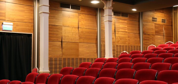 auditorium chairs comfortable concert