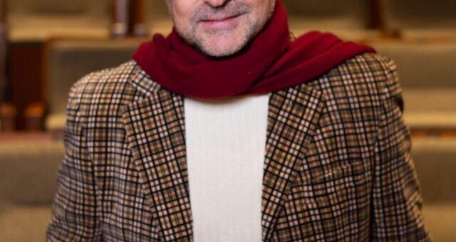 cropped-MUITO_PELO_CONTRARIO-EMILIO-ORCIOLLO-ATOR-03.jpg